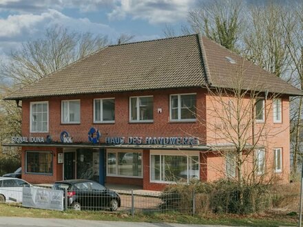 Ratzeburg - Große Bürofläche in bester Lage zu mieten! Seeblick inklusive!