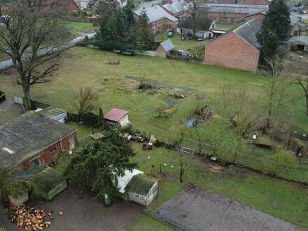 Traumhafte 1,3 Hektar * Baugrundstück & Zweifamilienhaus im Prislicher Ortskern