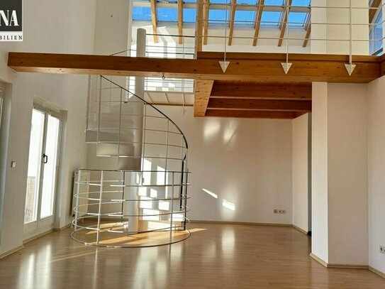 Besondere Gelegenheit! Sonnige 4-Zimmer-Maisonette-Wohnung mit Balkon in Neudrossenfeld