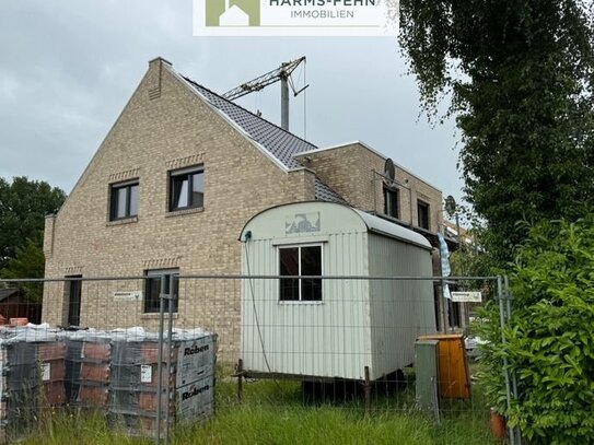 PROVISIONSFREI für den KÄUFER !!! *** Exklusive Neubau-DHH mit Carport im gehobenen Stil - nach KfW40 Effizienz in West…