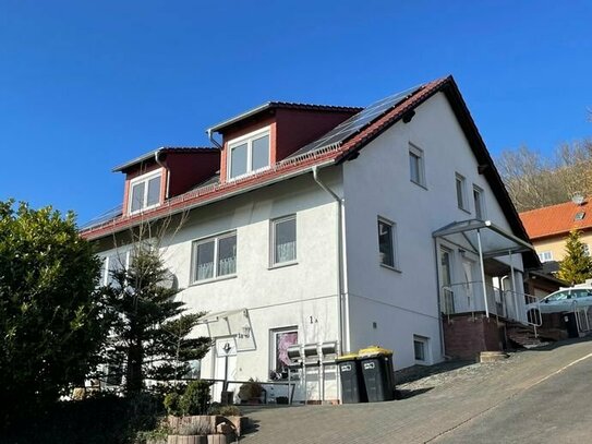 Hochwertiges Mehrfamilienhaus mit Pool, PV-Anlage, neuer Heizung und vielen weiteren Extras *Panoramablick*