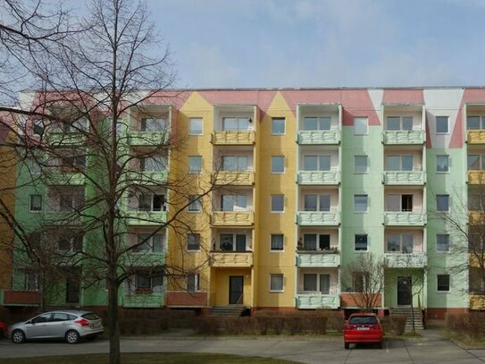 Sofort verfügbar! Schicke zwei Zimmer Wohnung mit Balkon.