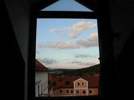 2 Galerie- und 1 Etagenwohnung am Waldkirchner Marktplatz!