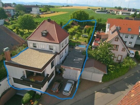 Wohnung in zweifamilien Haus mit Garten und viel Platz in ruhige zentrale Lage