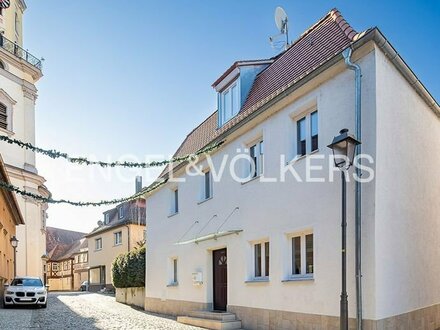 Familienidylle im Herzen von Wilhermsdorf: Ein Stadthaus voller Geschichte und Moderne