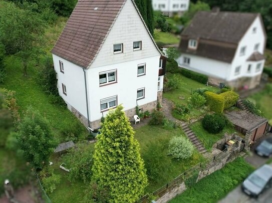 Zweifamilienhaus mit Erweiterungsmöglichkeiten in Bad Karlshafen