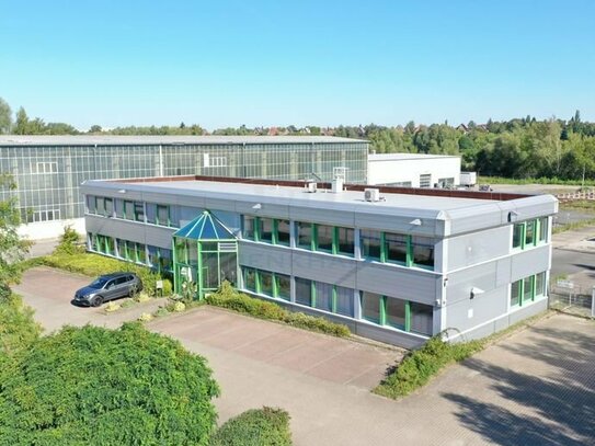 Rostock Zentrum - Büro- und Hallenflächen, Stellplätze, verkehrsgünstig gelegen, Überseehafen nähe