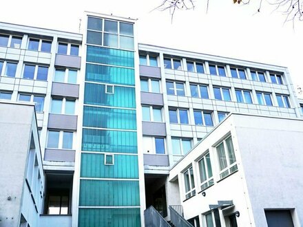 Bürogebäude in der Nähe der Kasseler Innenstadt. Sofot verfügbar!