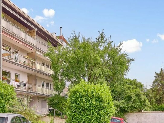 Ruhig und doch zentral: 3-Zimmer-Wohnung mit zwei Balkonen und Weitblick in Dossenheim