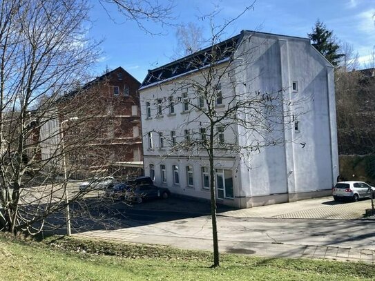 Geräumige Dreizimmerwohnung in zentrumsnaher, aber ruhiger Lage Nähe Campus