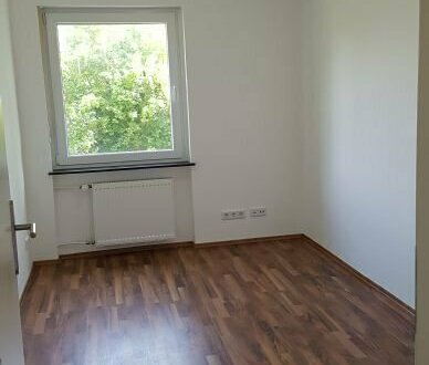 ***Veitshöchheim*** Attraktive 4-Zimmerwohnung in ruhiger Lage!