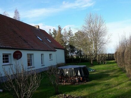 Landhauszauber mit urbanem Komfort: Wohnen Sie naturnah und dennoch stadtnah