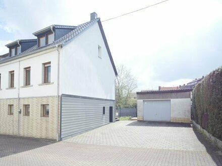 1-FH mit Hof, Garten und Garage