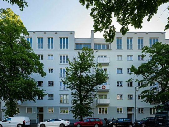 Investieren, wo junge Leute wohnen möchten: Vermietetes 2-Zimmer-Investment in Kreuzberg