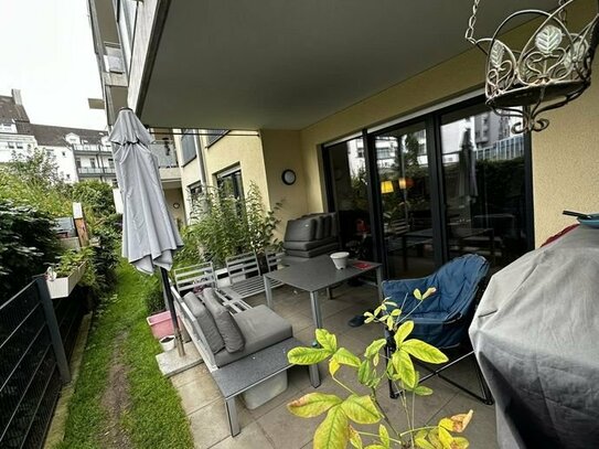 Großzügige 4 Raum-Wohnung mit Terrasse und Garten