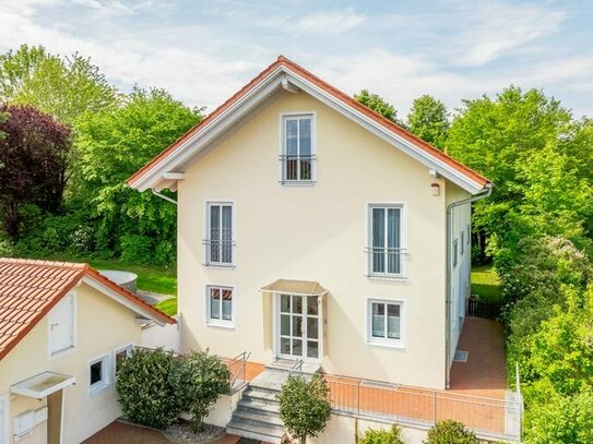 Nobles Wohnhaus in begehrter Wohnlage von Landau a. d. Isar