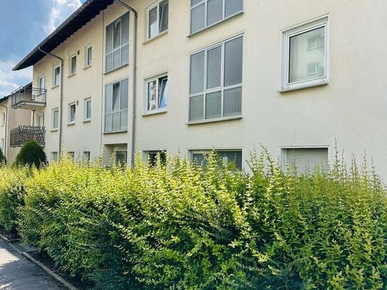 Renovierte 2 Zimmerwohnung mit Balkon zu vermieten