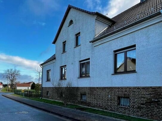 Ein Vierseitenhof mit viel Platz und eigenem Wald