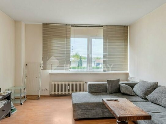 Geräumige 1-Zimmer-Wohnung mit Stellplatz und Tageslichtbad in Frankfurt-Sossenheim