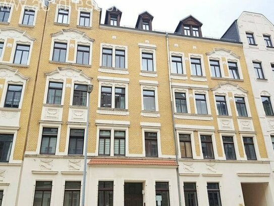 Freundliche 2-Raum-Wohnung mit Balkon in einem liebevoll kernsanierten Gründerzeithaus im Lutherviertel