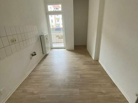 *** 3-Raum Wohnung mit Balkon ***