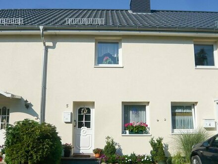 Kleines Reihenmittelhaus mit Kfz.-Stellplatz