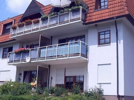 2-Raumwohnung im Ergeschoss mit schöner Terrasse zu verkaufen