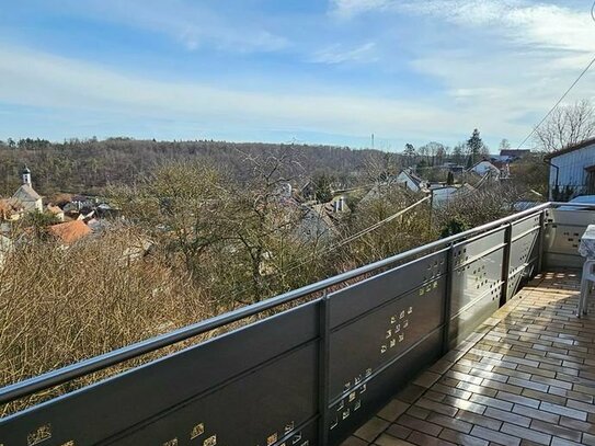 Einfamilienhaus mit Einliegerwohnung und Aussicht