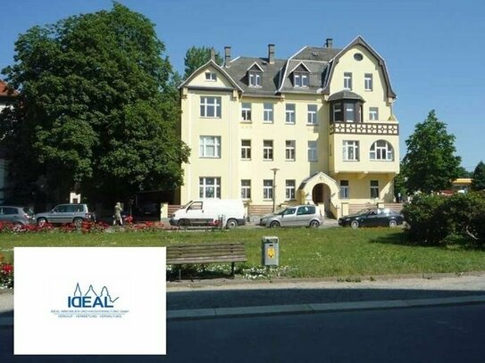 IDEAL - komplett neu renovierte 2-Raum Wohnung mit Balkon