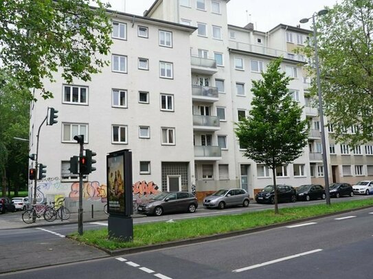 3-Zimmerwohnung mit Balkon in zentrale Lage zwischen Dom und Mediapark