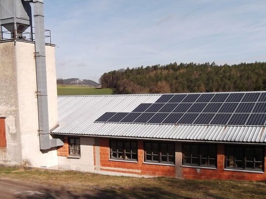 Voll ausgestattete Schreinerei in ruhiger Lage zu verpachten.