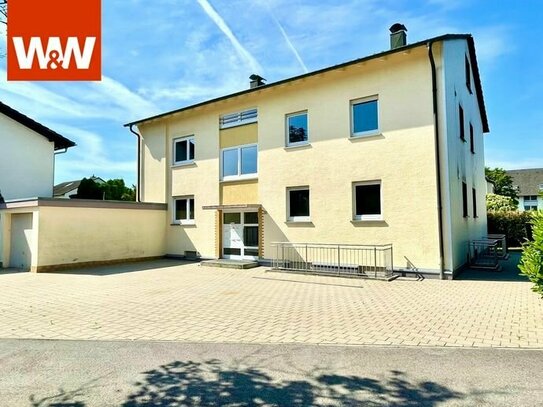 MEHRGENERATIONENHAUS ODER FÜR KAPITALANLEGER: Wohngebäude mit 3 Einheiten und ELW, 2 Garagen u.v.m.