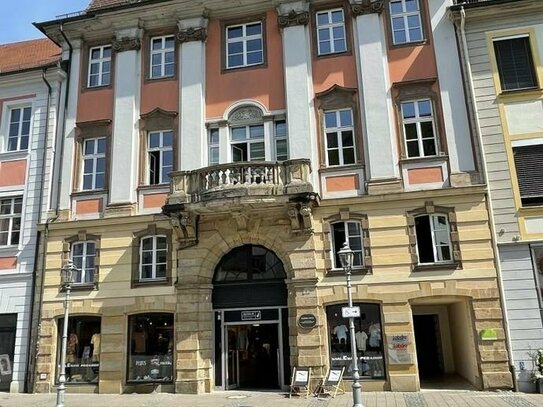Büroräume in der Ansbacher Innenstadt zu vermieten!