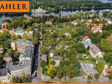 Monument protected and in need of renovation "Villa Rabe" in Potsdam