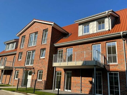 Neue komfortable 4-Zimmer-Wohnung in Ashausen, großer Balkon, Blick auf den Mühlenteich, Fahrstuhl, Carport, Siematic E…