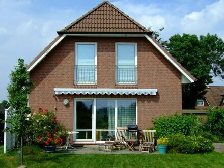 gepflegtes 4-Zimmer-Einfamilienhaus mit Doppelcarport in ruhiger Lage