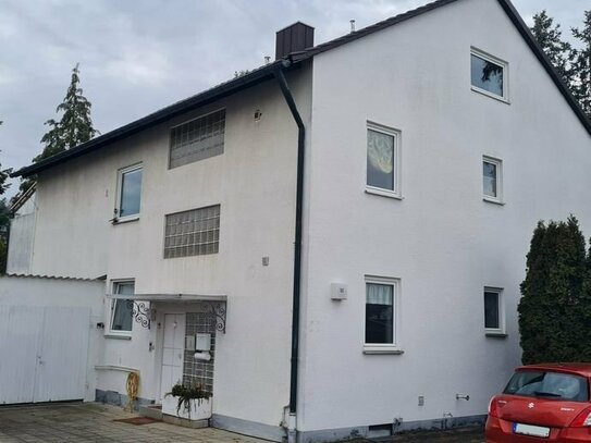 Gepflegtes 2-3 Familienhaus in NÜRNBERG - Kalchreuth