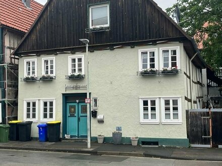 Kapitalanleger aufgepasst! Denkmalgeschütztes Einfamilienhaus in Bad Arolsen - Mengeringhausen