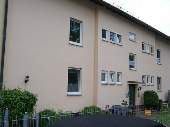 3- Zimmer- Wohnung mit senieorengerechtem Bad in ruhiger Wohnlage in Bayreuth Laineck