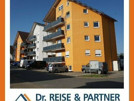 Süße 2-Raum-Wohnung im EG m. gr. Balkon und auf Wunsch mit EBK ! ! !