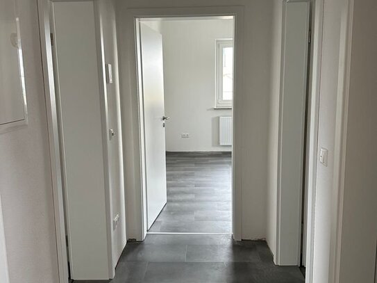 Erstbezug nach Sanierung: schöne 2-Zimmer-Wohnung in Oberviechtach