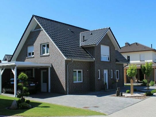 Osternburg! Neubau Einfamilienhaus mit individuell planbaren Friesengiebel!
