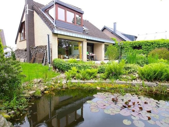 Freistehendes Einfamilienhaus mit Garage und einem großzügigen Garten in Alsdorf-Begau