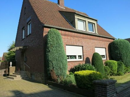 Gepflegtes Einfamilienhaus mit Einliegerwohnung in Top Lage von Hamm Bockum Hövel ! Zusätzlicher Bauplatz vorhanden !