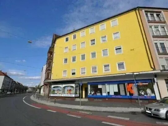 N-Gibitzenhof ~ 2-Zi-Wohnung mit EBK und kleinem Balkon ~ Einkommen vorausgesetzt! ab sofort frei!