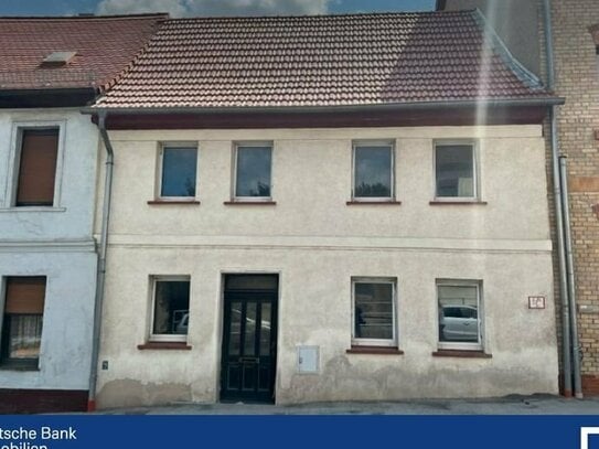 Gemütliches Reihenmittelhaus mit Garten in der Innenstadt von Eisleben