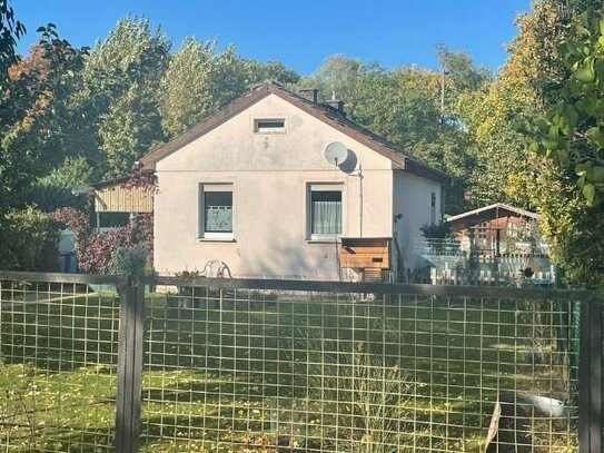 Sanierungsbedürftiges Einfamilienhaus im beliebten Berlin-Kaulsdorf, derzeit vermietet