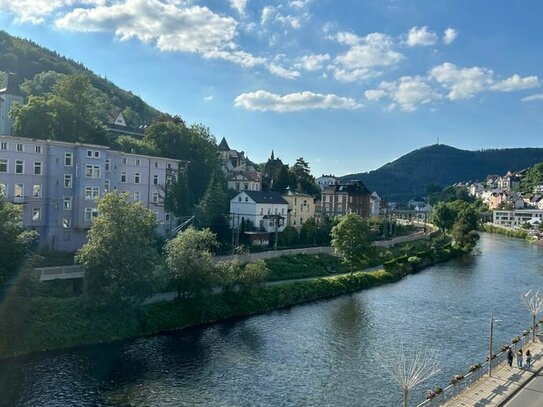 Wunderschöne Wohnung mit großen Balkon