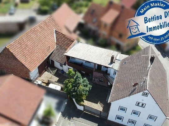 DIETZ: Einfamilienhaus mit Nebengebäude + großer Scheune!