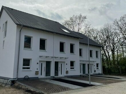 141m² Endreihenhaus, Feldrandlage und Luft-Wasser-Wärmepumpe mit PV-Anlage